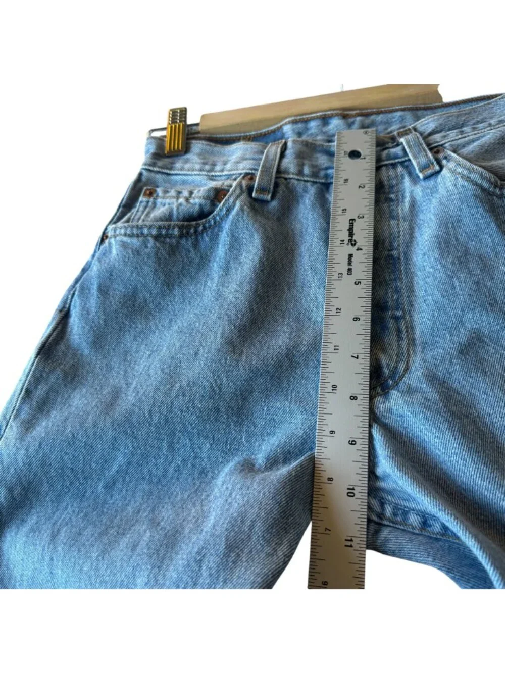 Women's Denim Jeans Levi's 501 Vintage 1990s Button Fly Light Wash Size 28 X 30 - Picture 12 of 12